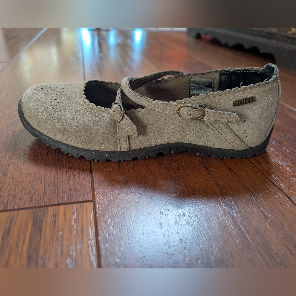 Skechers Olive Green Suede Mary Jane Flats Size 8.5 - Picture 2 of 5